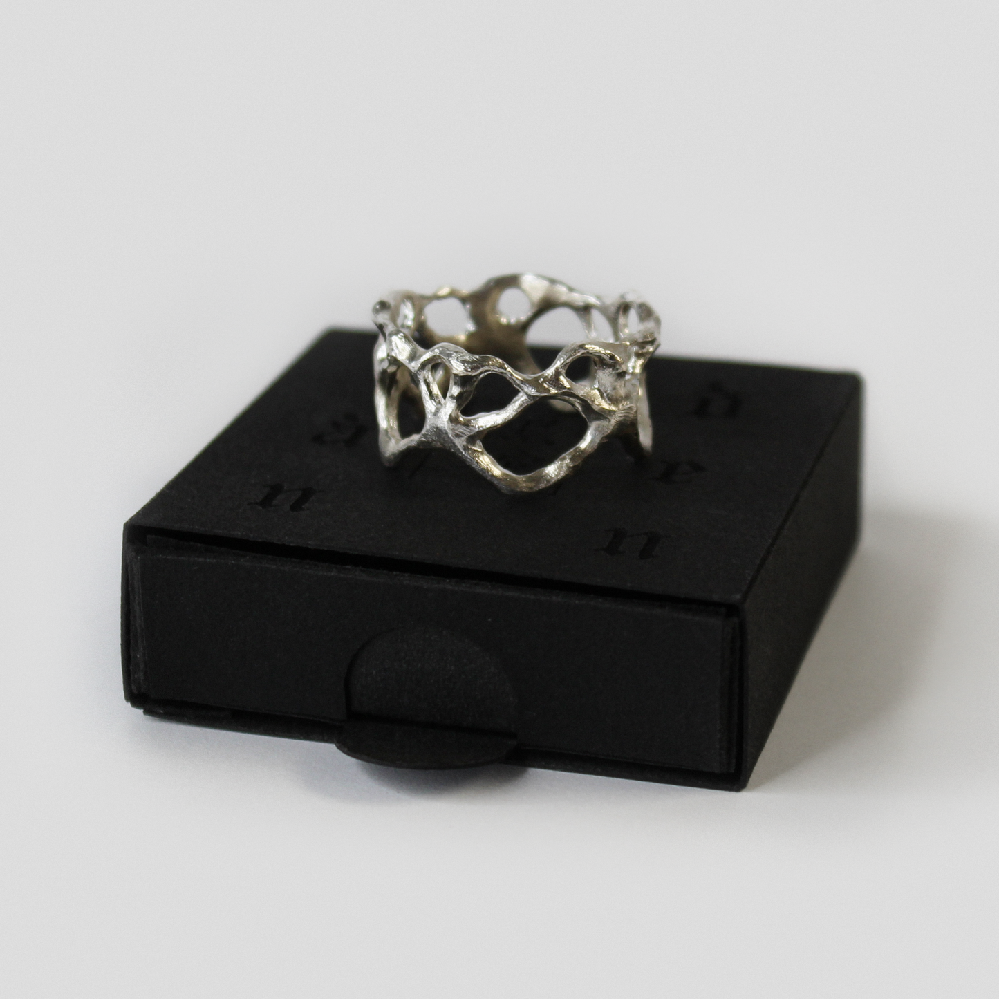 The Dancers NM- Silver ring