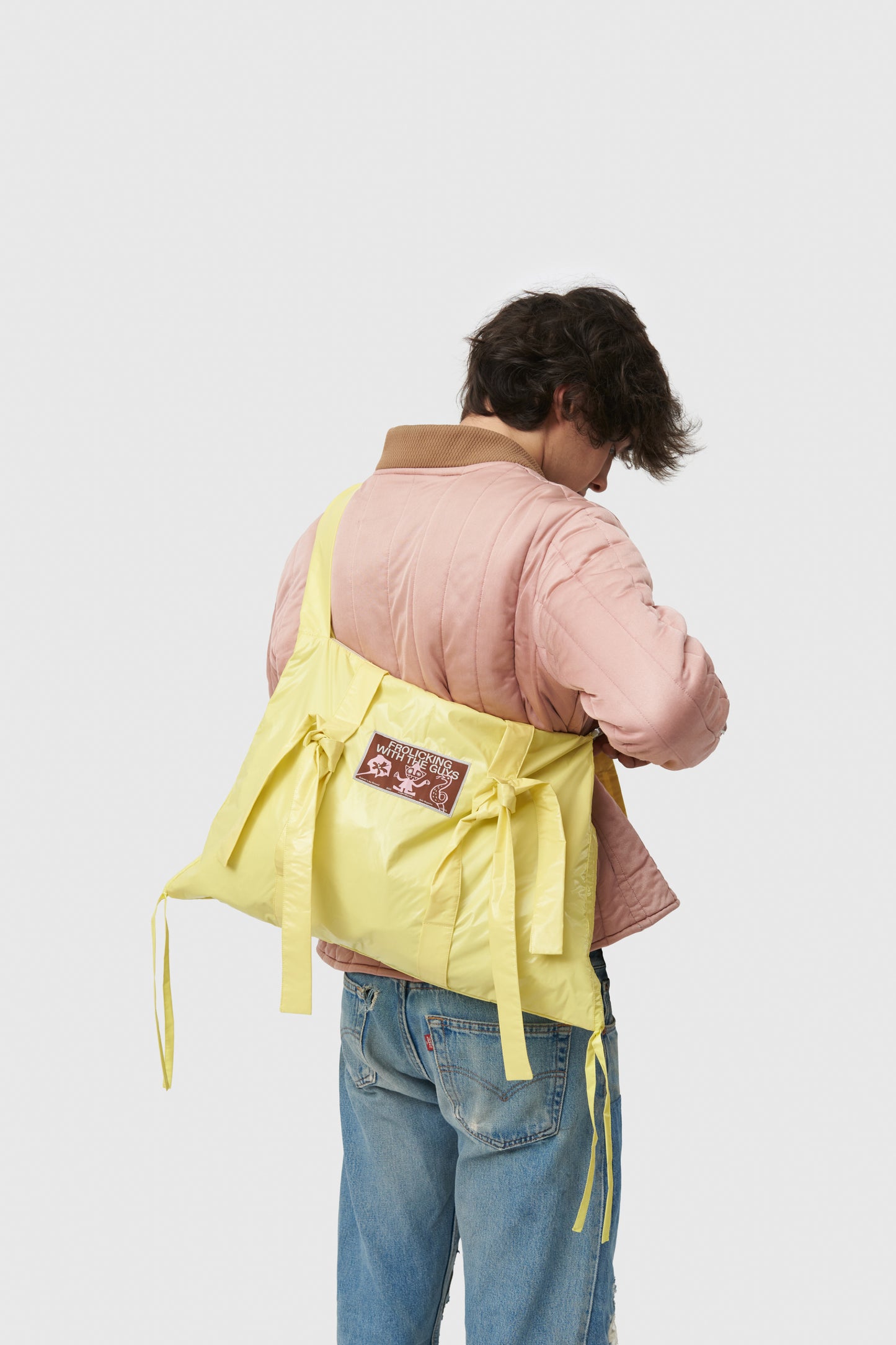 (L)ooking (F)or (C)lues - Messenger bag